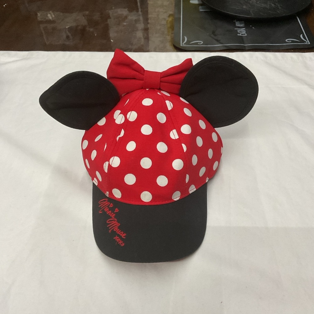 Disney Red Minnie Mouse Hat with Black Ears (Youth)